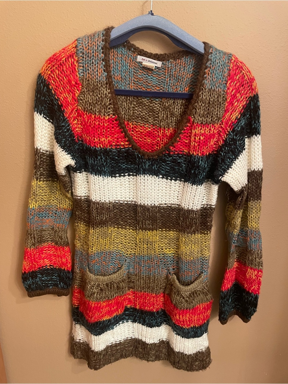 Multicolor Striped V-Neck Knit Sweater with Front Pockets